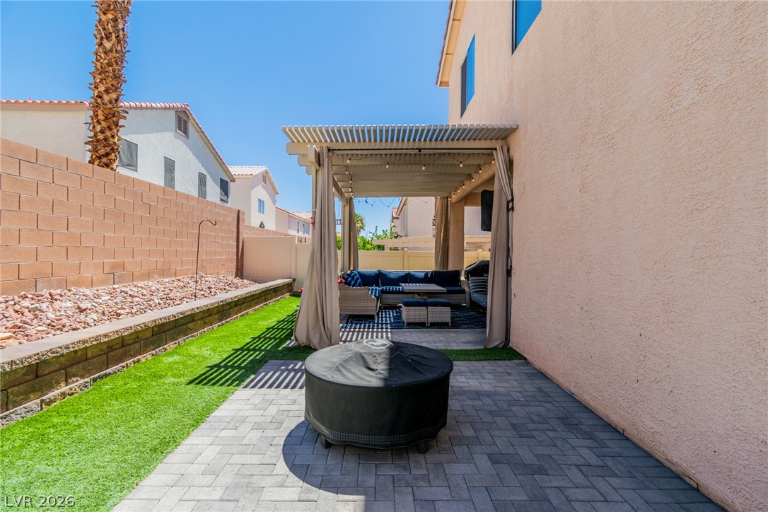8944 Snowtrack Avenue Las Vegas NV 89149