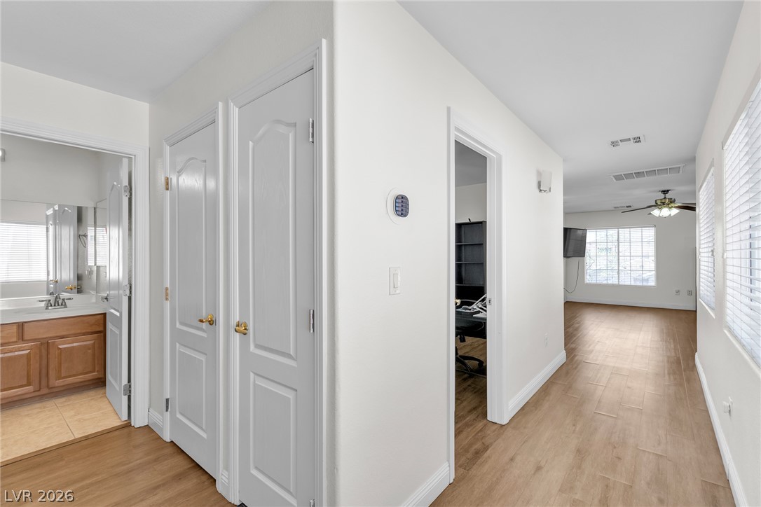 8944 Snowtrack Avenue Las Vegas NV 89149
