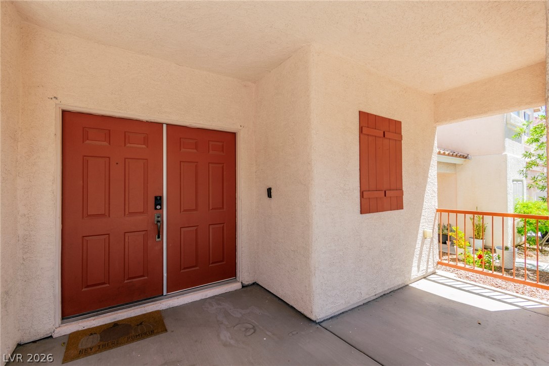 8944 Snowtrack Avenue Las Vegas NV 89149