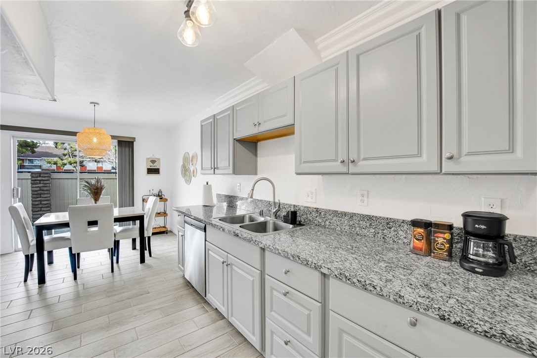 4439 Sirius Avenue Las Vegas NV 89102