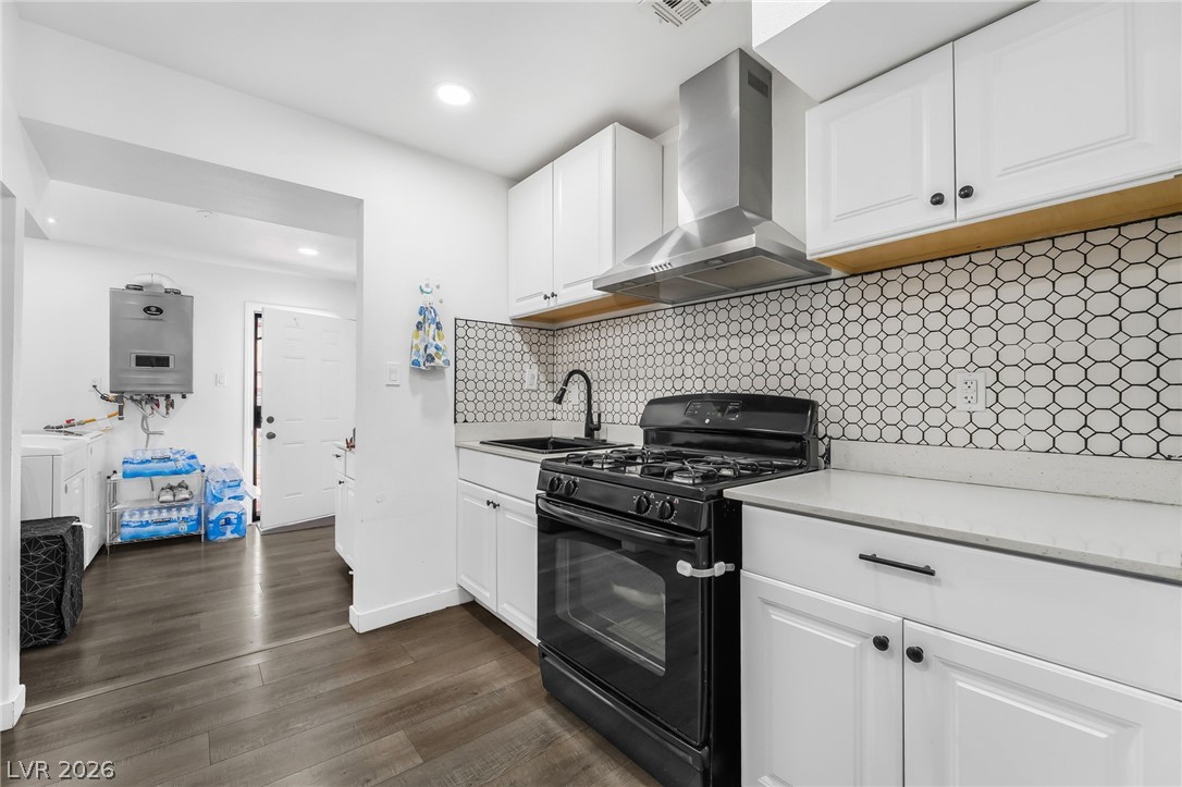 3934 Palos Verdes Street Las Vegas NV 89119