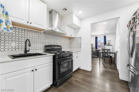 3934 Palos Verdes Street Las Vegas NV 89119