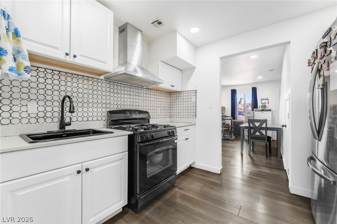 3934 Palos Verdes Street Las Vegas NV 89119