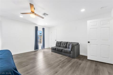 3934 Palos Verdes Street Las Vegas NV 89119