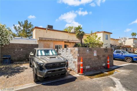 3934 Palos Verdes Street Las Vegas NV 89119