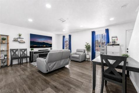 3934 Palos Verdes Street Las Vegas NV 89119