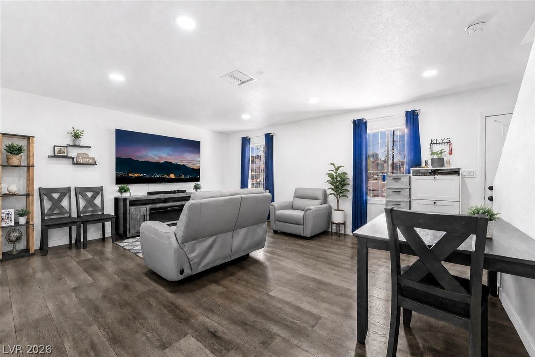 3934 Palos Verdes Street Las Vegas NV 89119