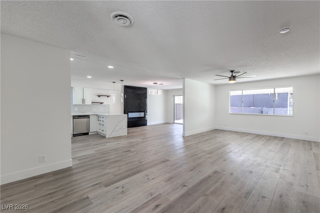 4277 Rimcrest Road Las Vegas NV 89121
