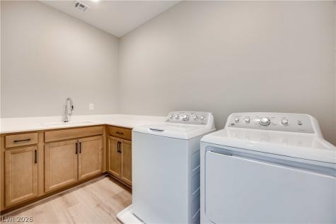 10072 Juniper Valley Street Las Vegas NV 89166