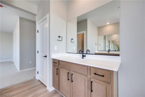 10072 Juniper Valley Street Las Vegas NV 89166