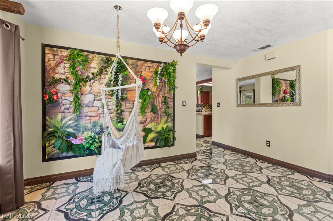 1731 Monte Alban Drive North Las Vegas NV 89031