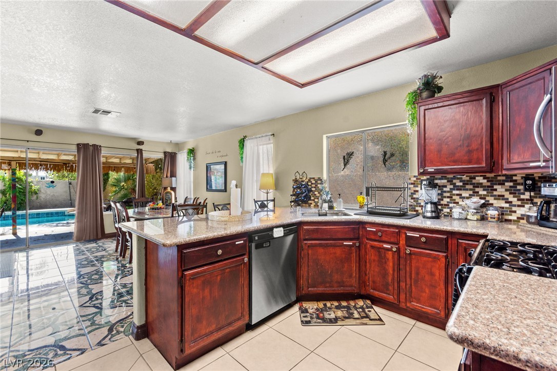 1731 Monte Alban Drive North Las Vegas NV 89031