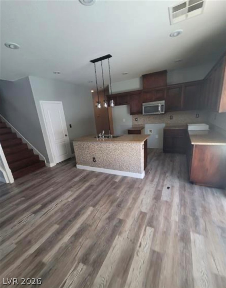 7349 Dolphine Crest Avenue Las Vegas NV 89129