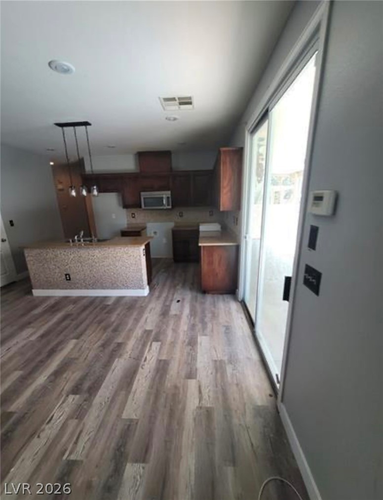 7349 Dolphine Crest Avenue Las Vegas NV 89129