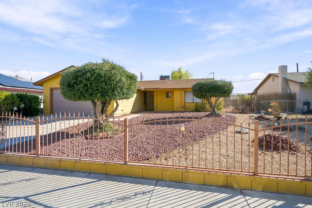 1305 Jackson Avenue Las Vegas NV 89106