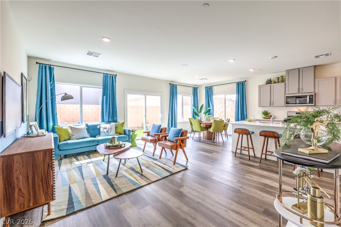 1206 Sun Parakeet Drive Henderson NV 89011