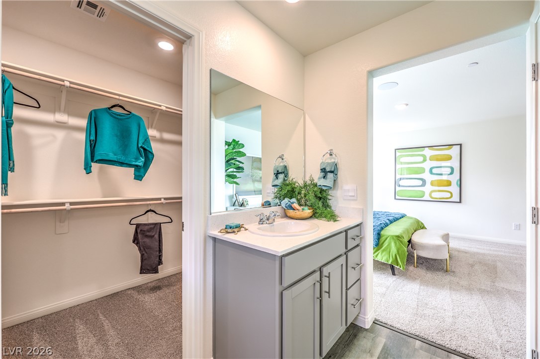 1206 Sun Parakeet Drive Henderson NV 89011