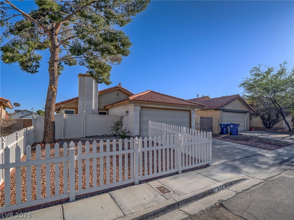 7377 Coffeyville Avenue Las Vegas NV 89147