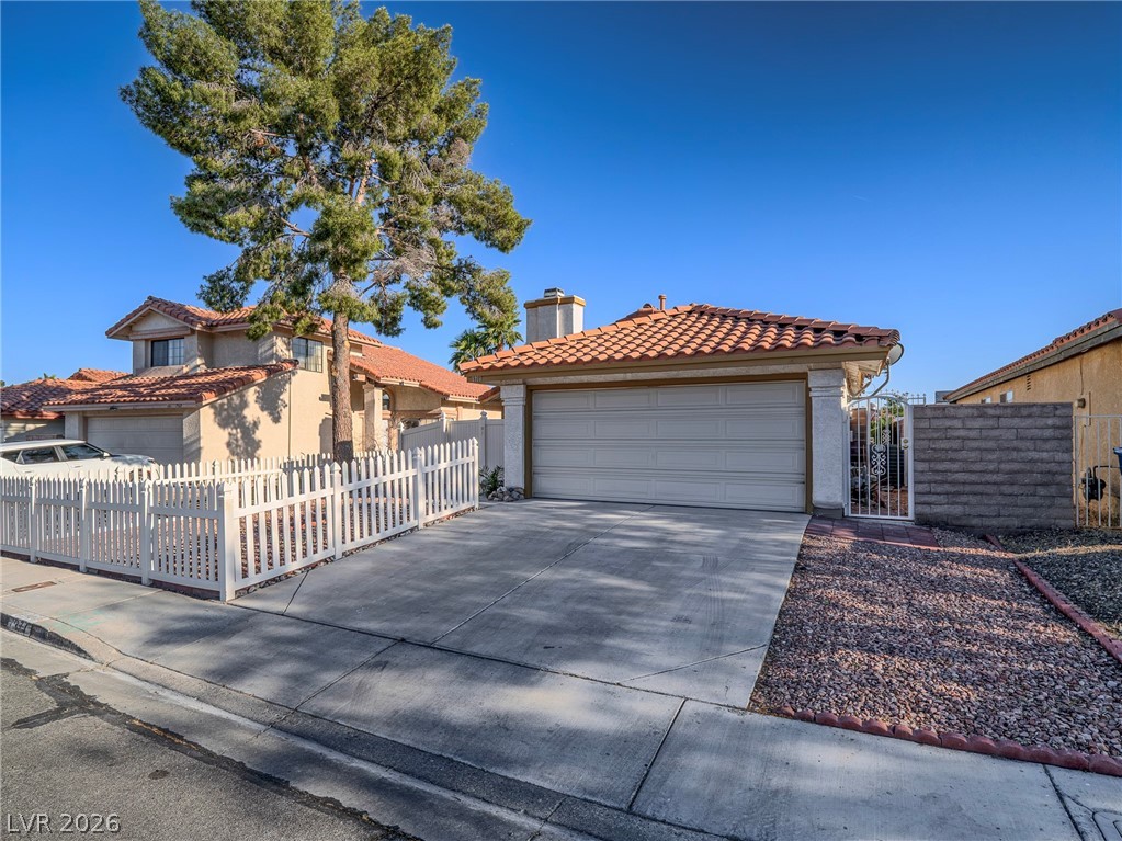 7377 Coffeyville Avenue Las Vegas NV 89147