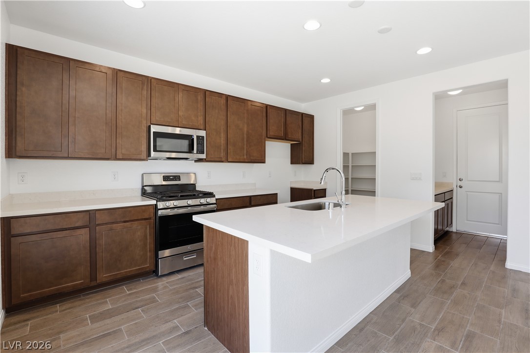 7468 Proctor Street Las Vegas NV 89120