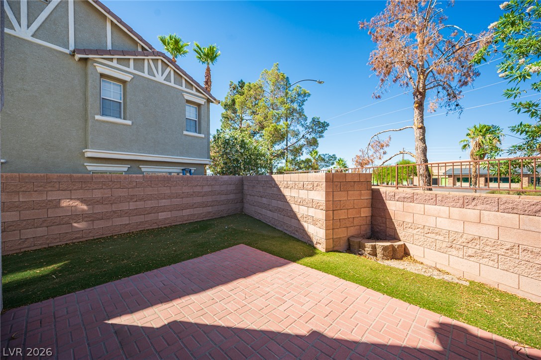 1060 Paradise Coach Drive Henderson NV 89002