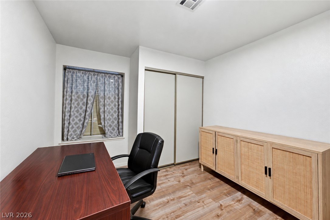 6436 Beechcrest Road Las Vegas NV 89108