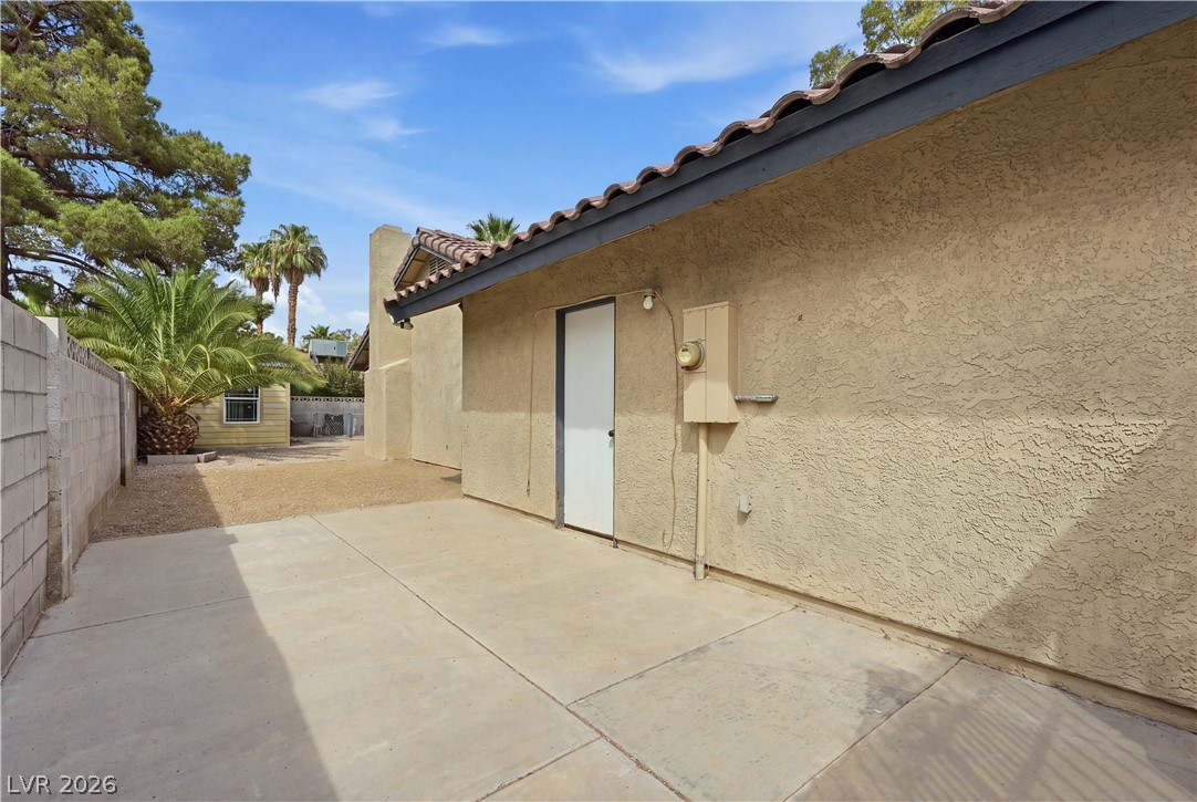 6436 Beechcrest Road Las Vegas NV 89108