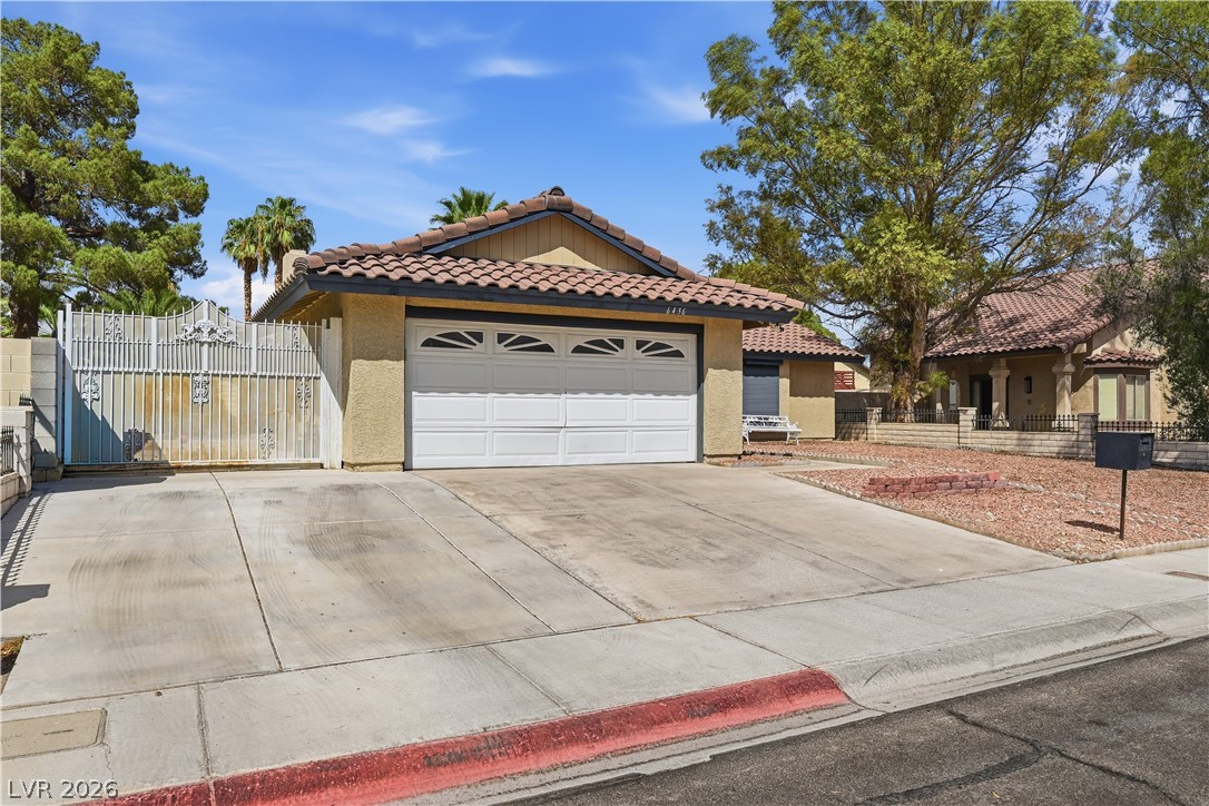 6436 Beechcrest Road Las Vegas NV 89108