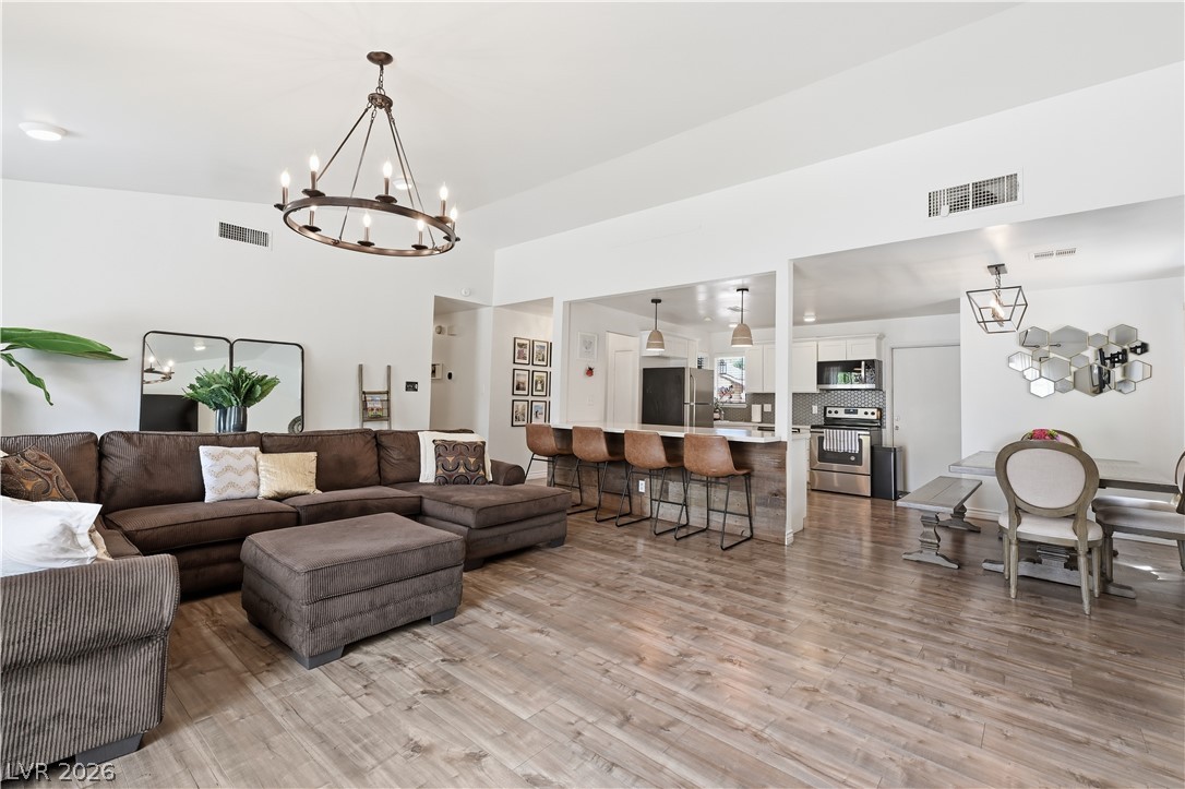 6436 Beechcrest Road Las Vegas NV 89108