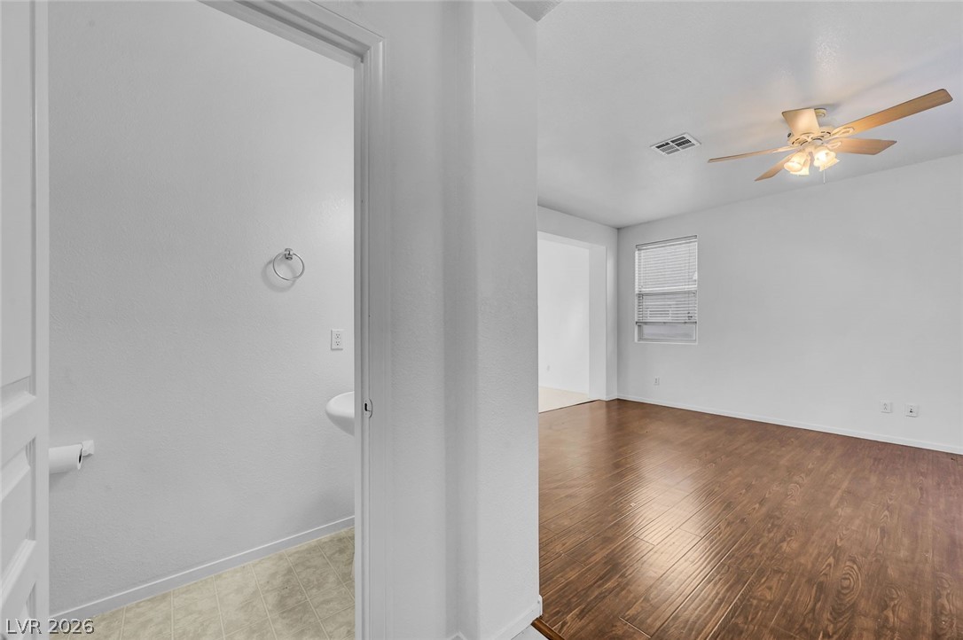 8803 Salvestrin Point Avenue Las Vegas NV 89148