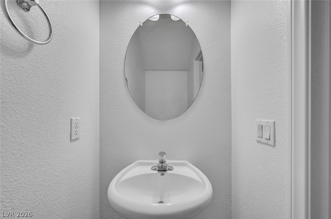 8803 Salvestrin Point Avenue Las Vegas NV 89148