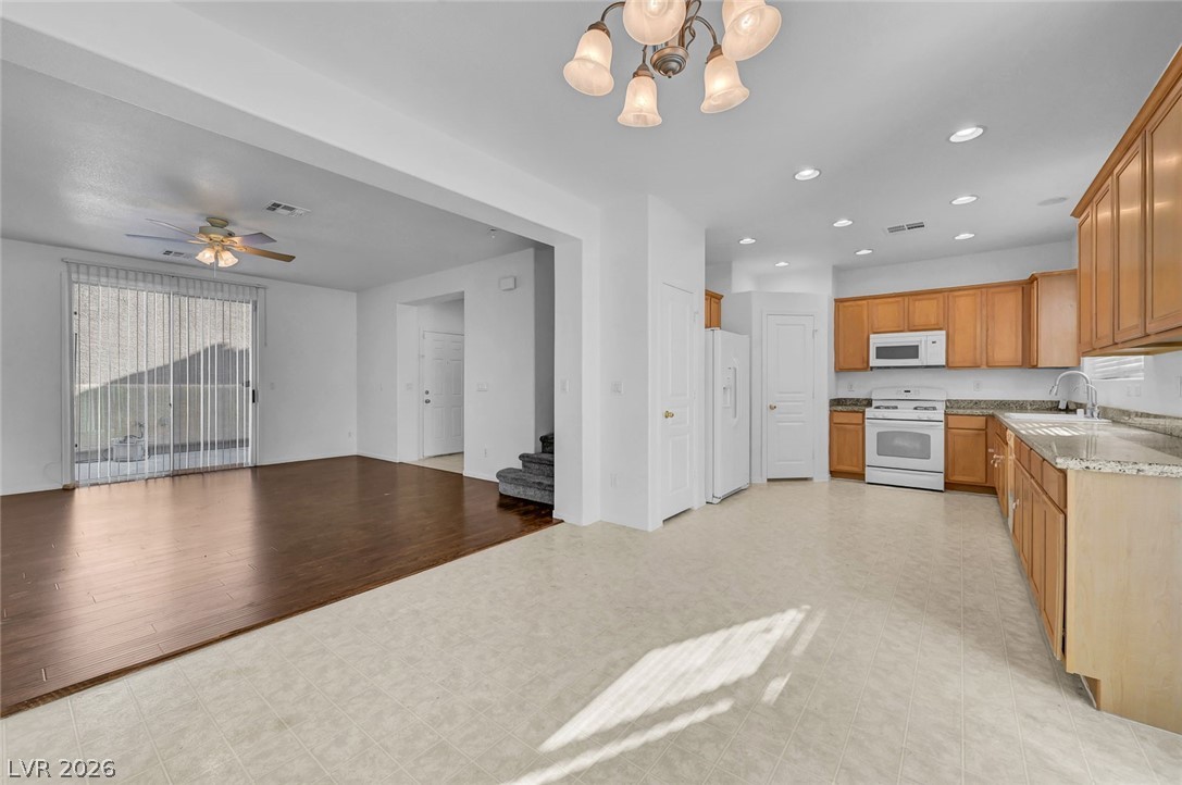 8803 Salvestrin Point Avenue Las Vegas NV 89148
