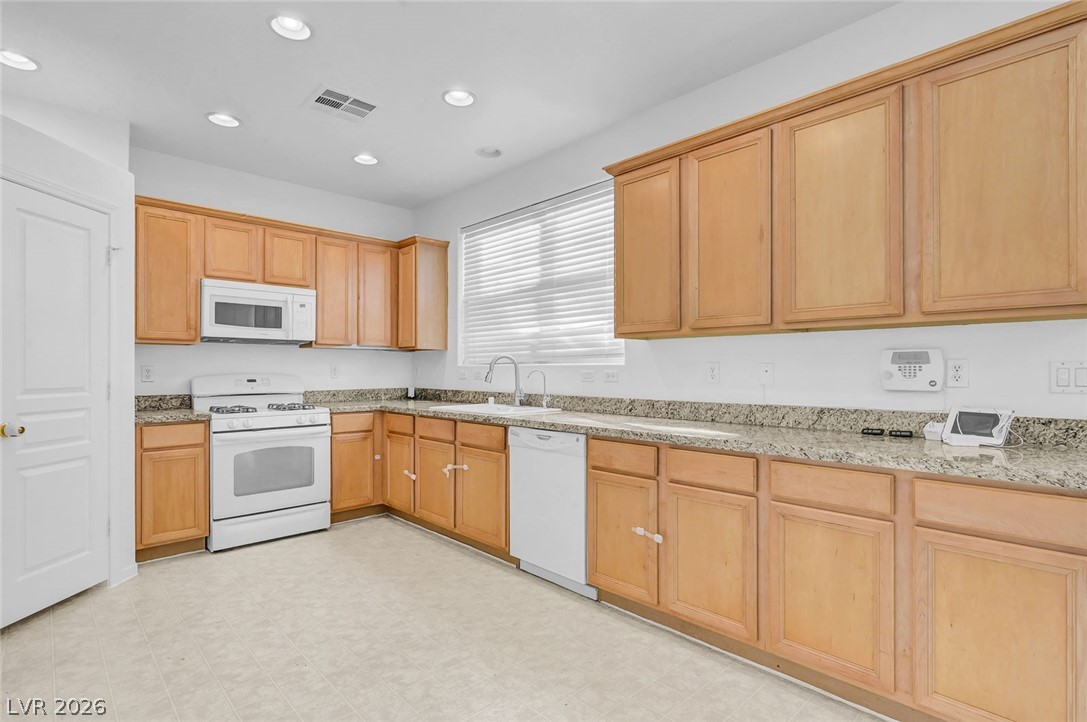 8803 Salvestrin Point Avenue Las Vegas NV 89148