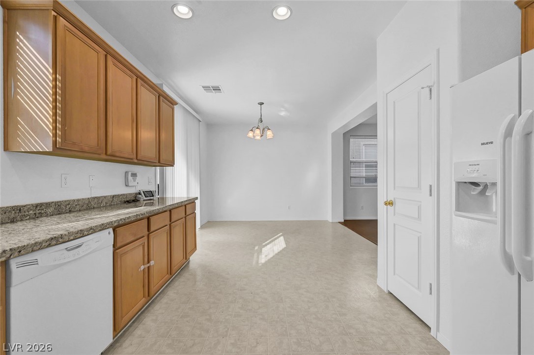 8803 Salvestrin Point Avenue Las Vegas NV 89148
