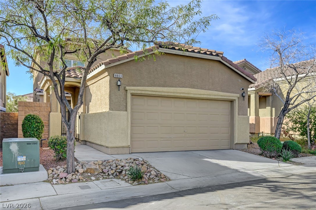 8803 Salvestrin Point Avenue Las Vegas NV 89148