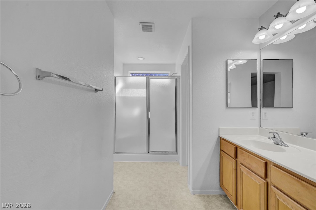 8803 Salvestrin Point Avenue Las Vegas NV 89148