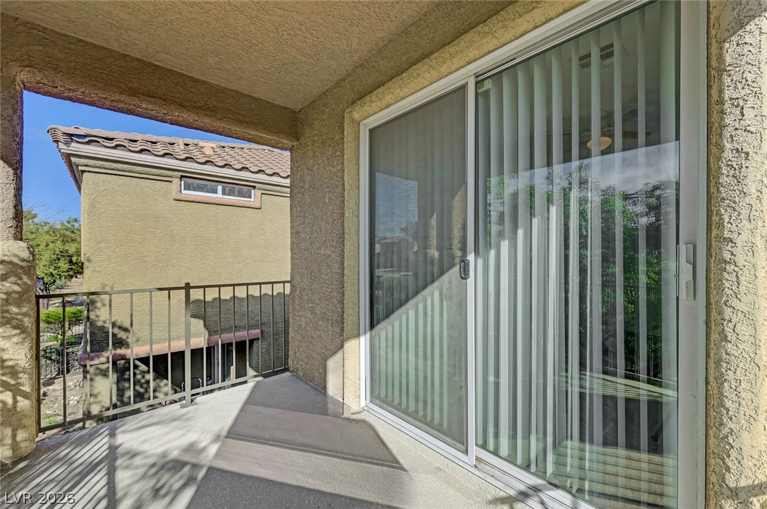 8803 Salvestrin Point Avenue Las Vegas NV 89148