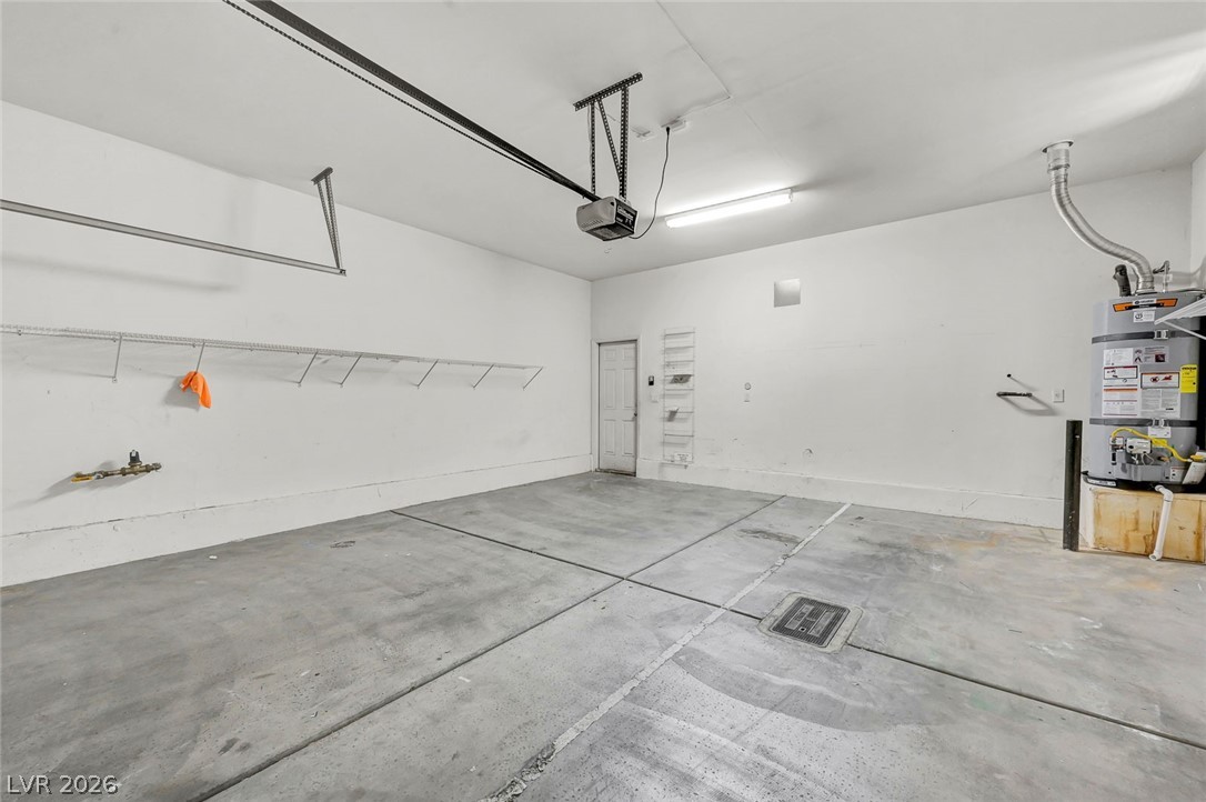 8803 Salvestrin Point Avenue Las Vegas NV 89148