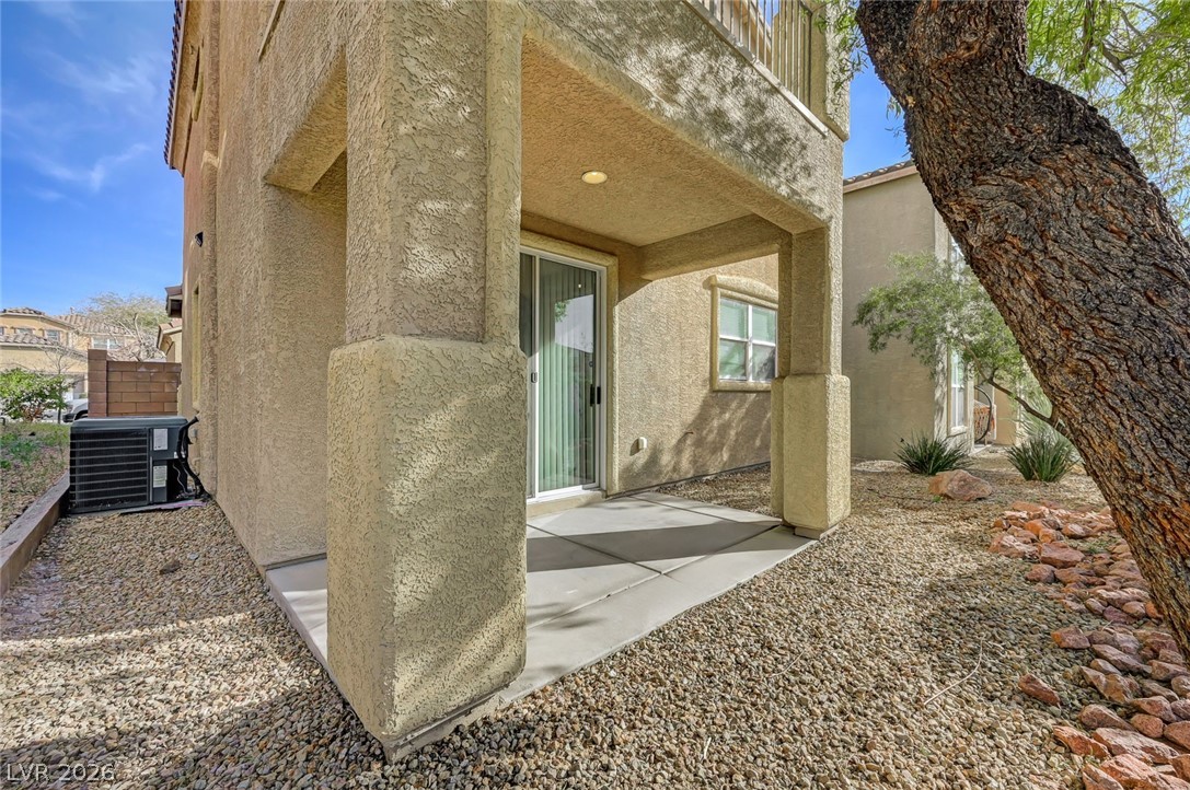 8803 Salvestrin Point Avenue Las Vegas NV 89148