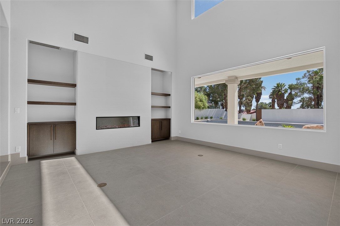 1504 Silver Oaks Street Las Vegas NV 89117