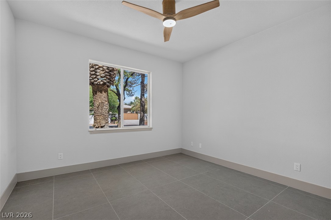 1504 Silver Oaks Street Las Vegas NV 89117