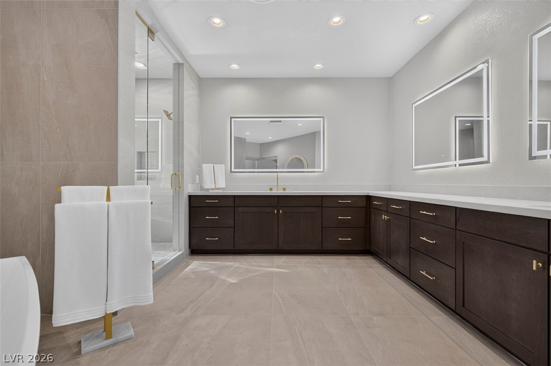 1504 Silver Oaks Street Las Vegas NV 89117