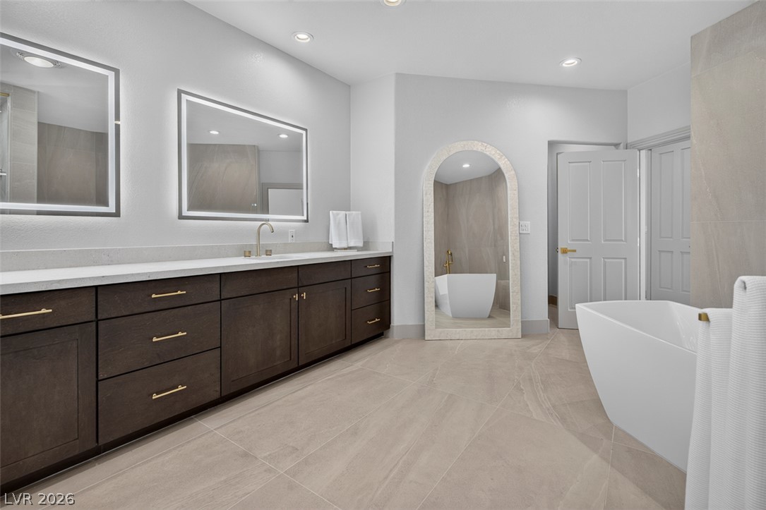 1504 Silver Oaks Street Las Vegas NV 89117