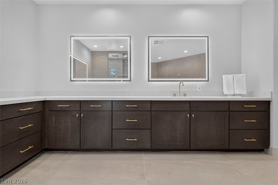 1504 Silver Oaks Street Las Vegas NV 89117