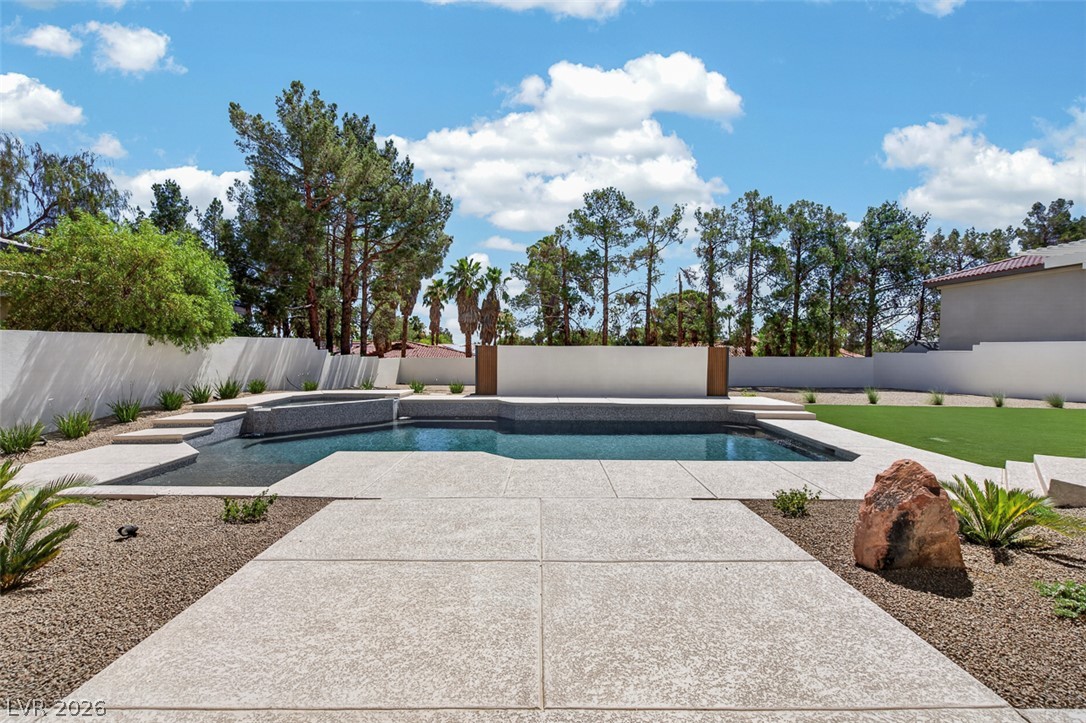 1504 Silver Oaks Street Las Vegas NV 89117
