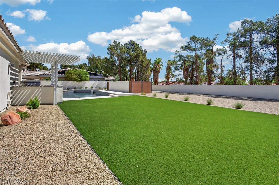 1504 Silver Oaks Street Las Vegas NV 89117