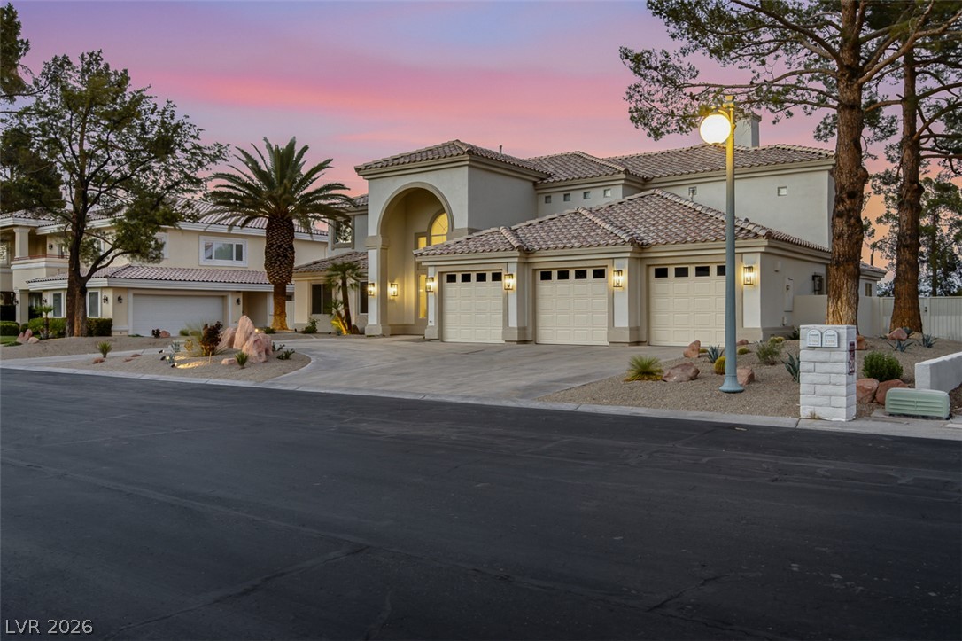 1504 Silver Oaks Street Las Vegas NV 89117
