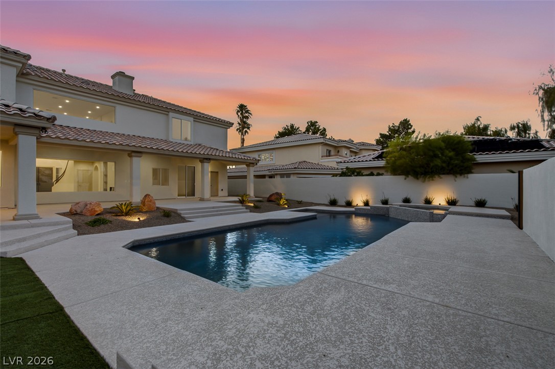 1504 Silver Oaks Street Las Vegas NV 89117