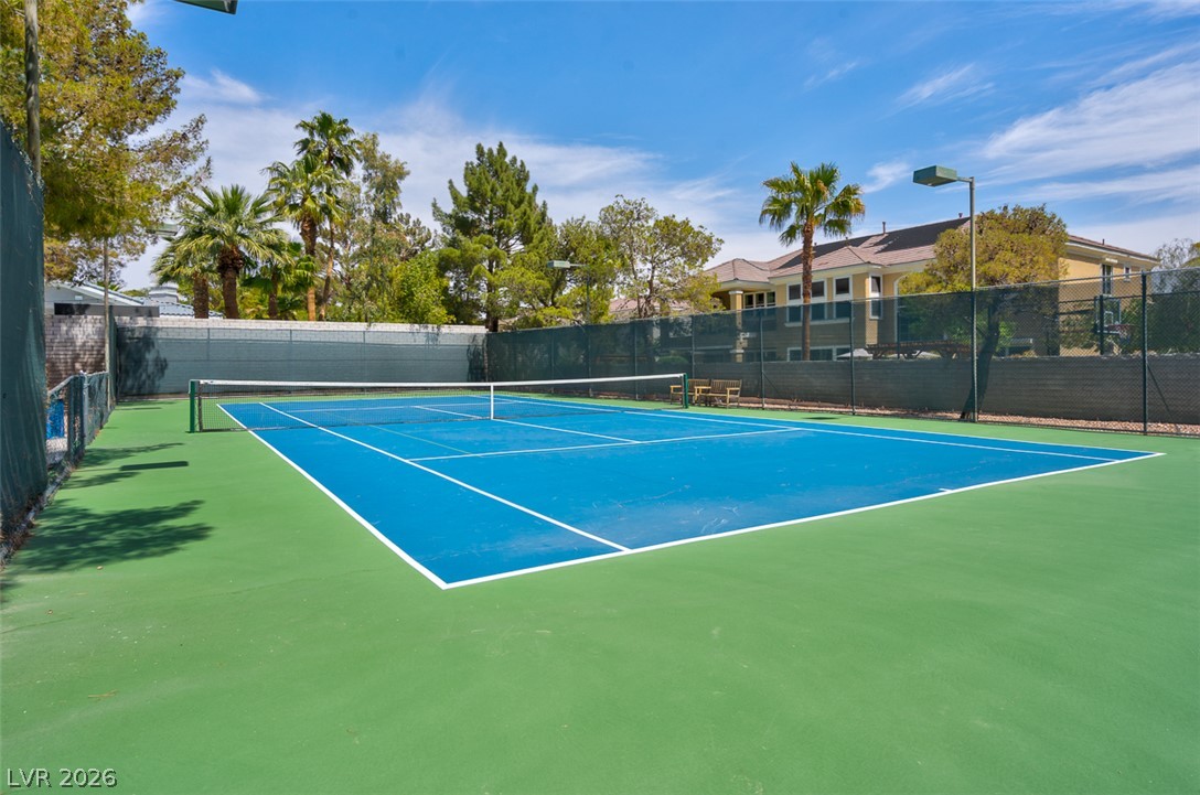 1504 Silver Oaks Street Las Vegas NV 89117