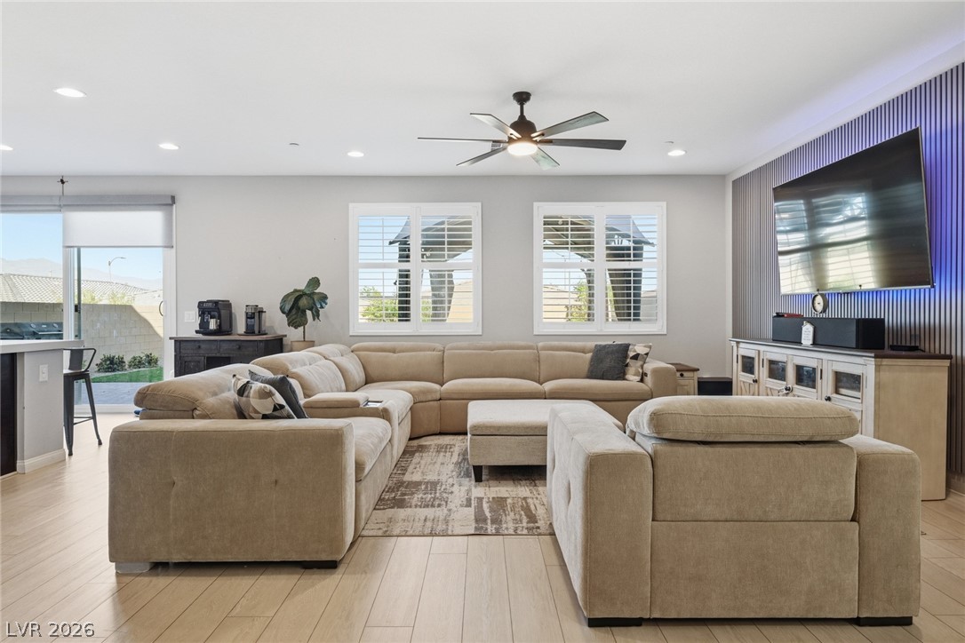 8596 Scalpay Street Las Vegas NV 89166
